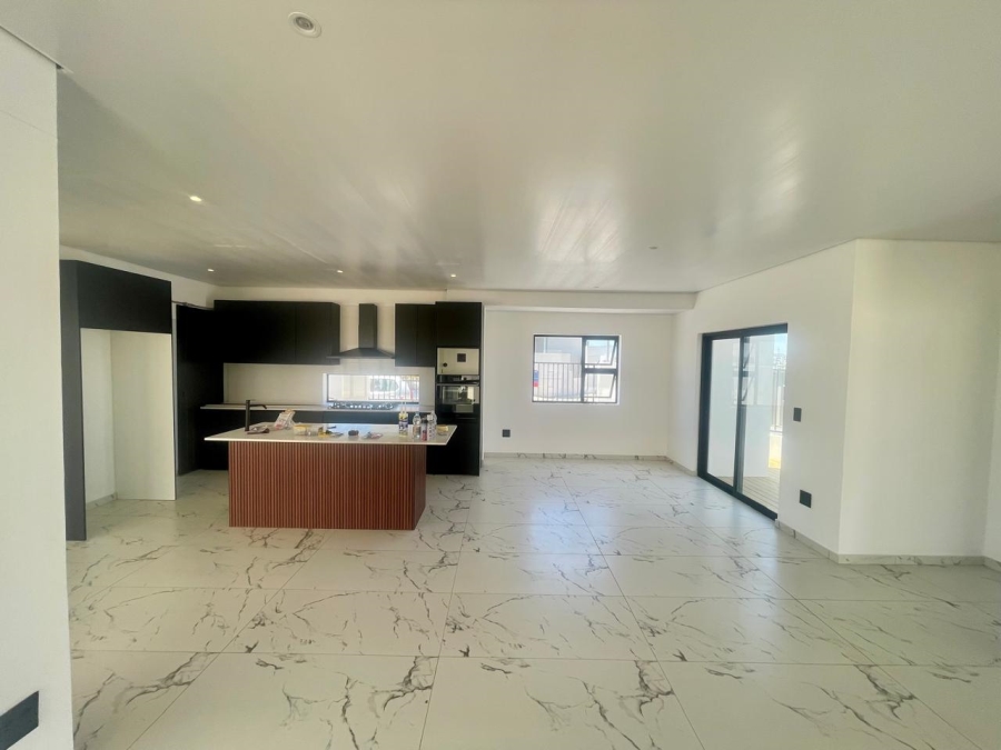 4 Bedroom Property for Sale in Sandown Western Cape